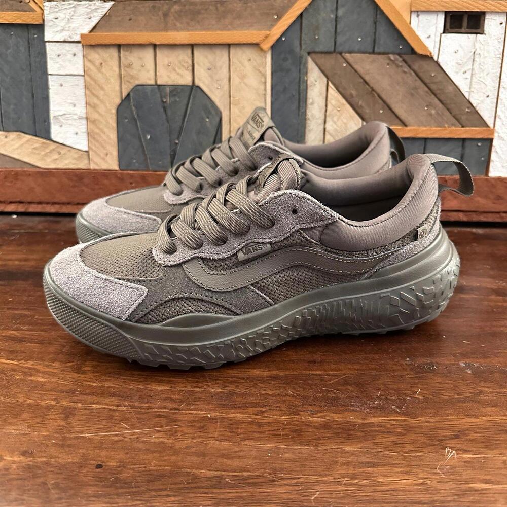 Vans UltraRange Neo VR3 MTE Shoes Men’s 8 Women’s 9.5